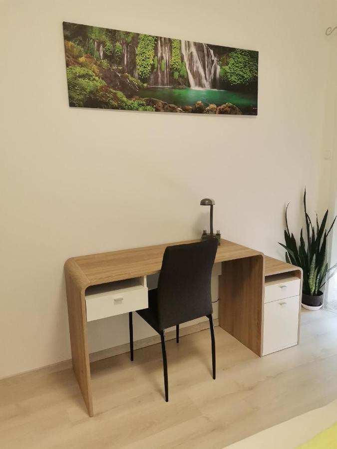 Oasis Apartman Szeged Exterior photo